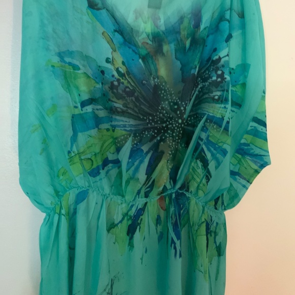 Colorful  Blouse - Picture 3 of 3